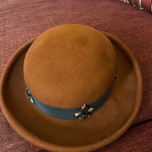 Hat, short brim fedora
